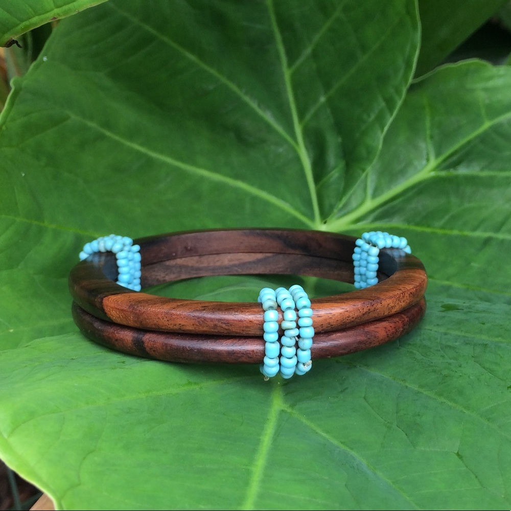 Wooden Bangle Bracelet w/Turquoise Colored Beads